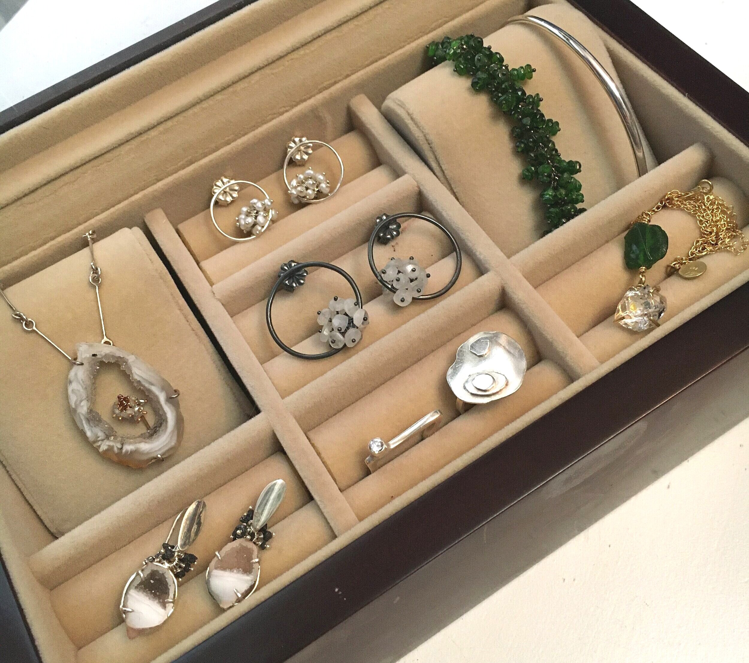 Five+Tips+for+Cleaning+and+Curating+Your+Jewelry+Box