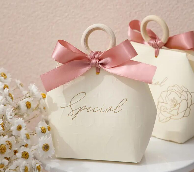 Wedding Candy Box Packaging Box with Souvenir Return Gift Candy Bag