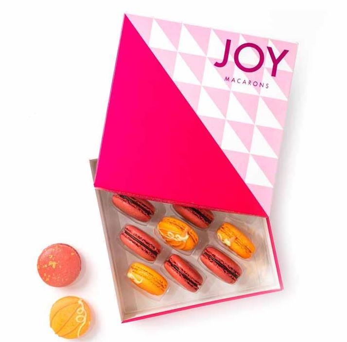 Custom Box Packaging Adds Charm to Your Macaron Boxes