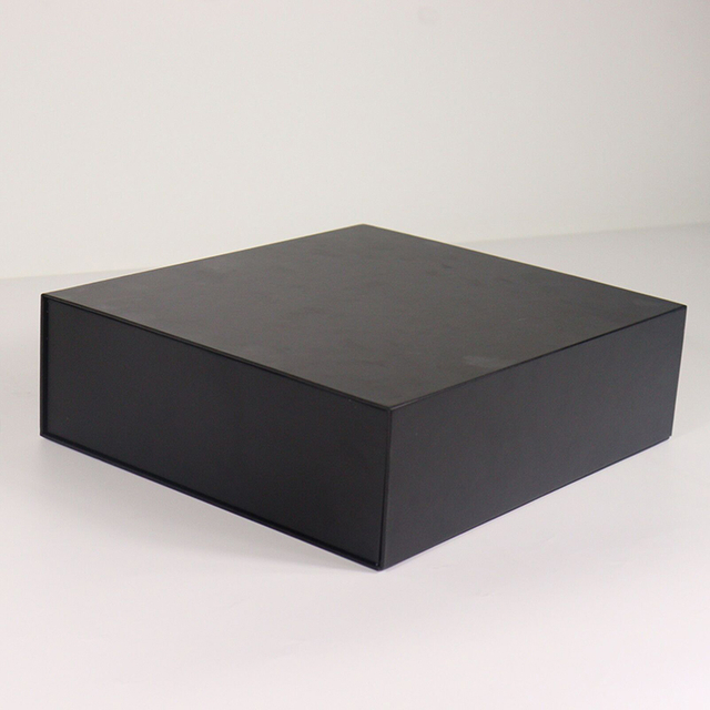 Black Magnetic Perfume Box