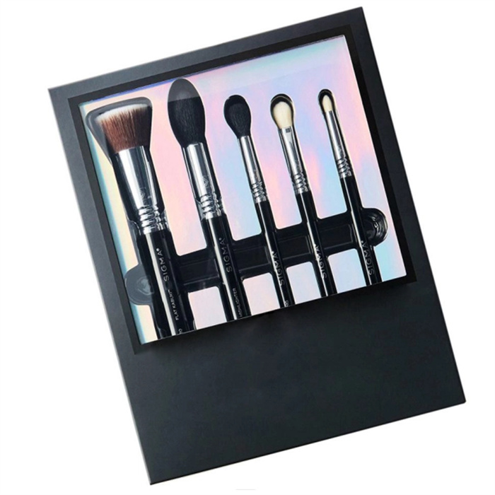 Illuminating Beauty Holographic Makeup Brush Set Packaging
