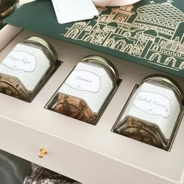 Assorted nuts gift box