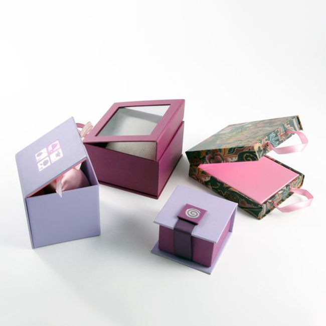 Cosmetic Packaging Design