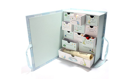 baby keepsake gift box.jpg