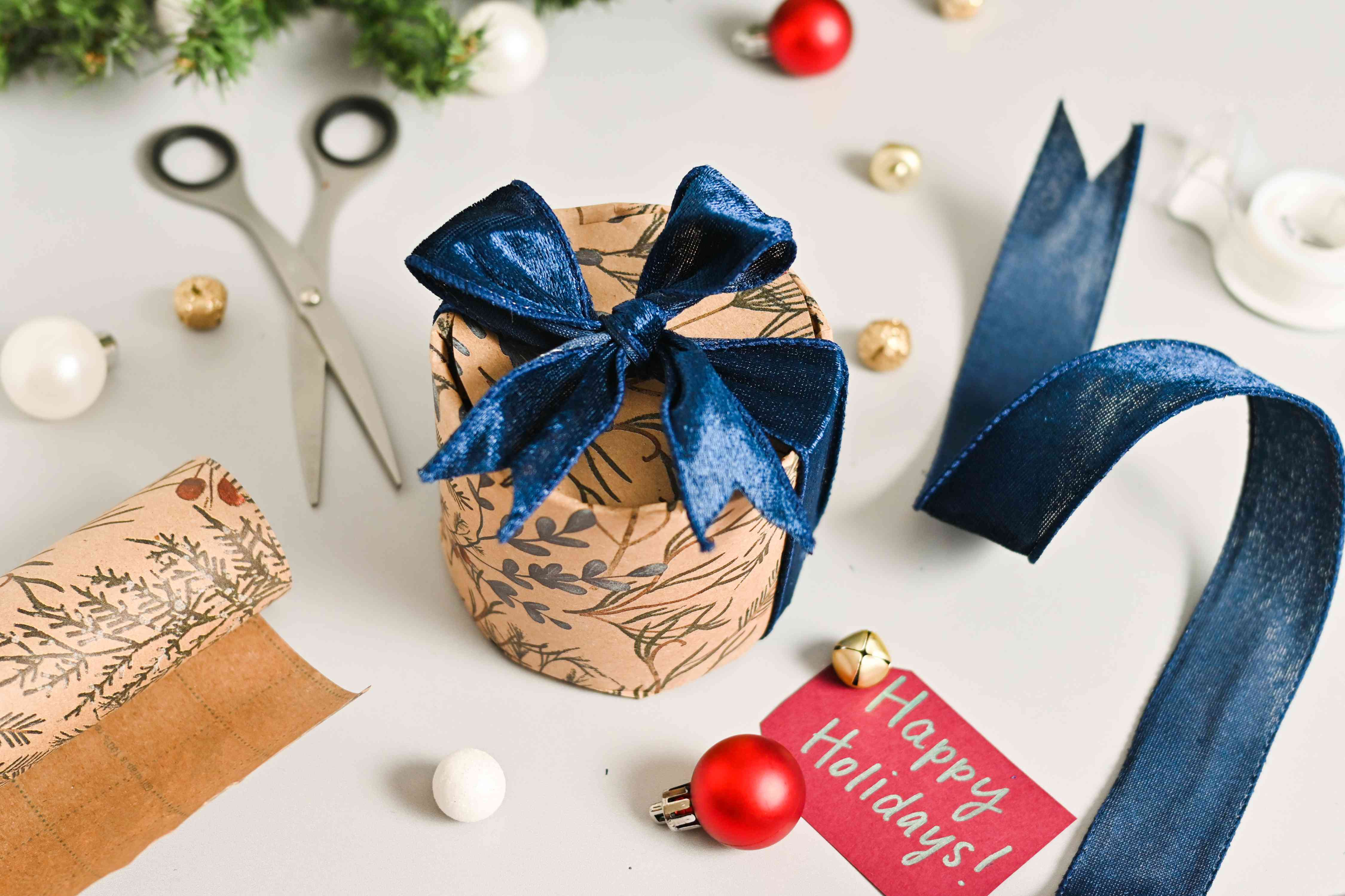 Wrap A Candle Box Deaign