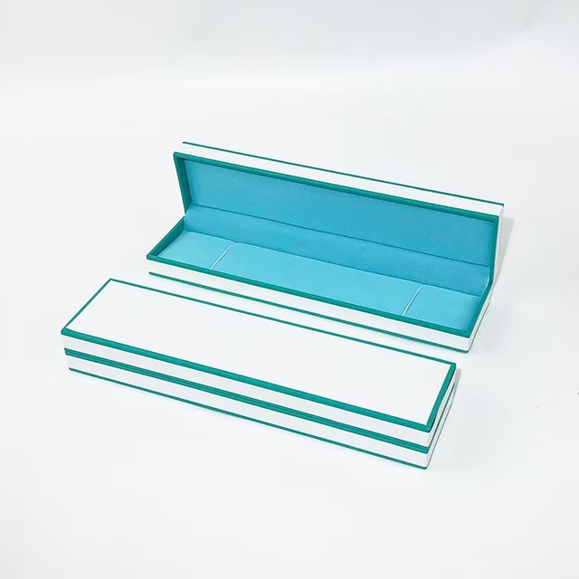 custom jewelry box package