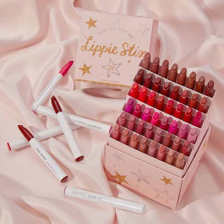 empty lipstick gift box.jpg