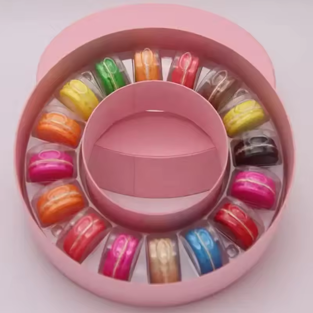 Custom Plastic Tray Circular Chocolate Macaron Gift Boxes
