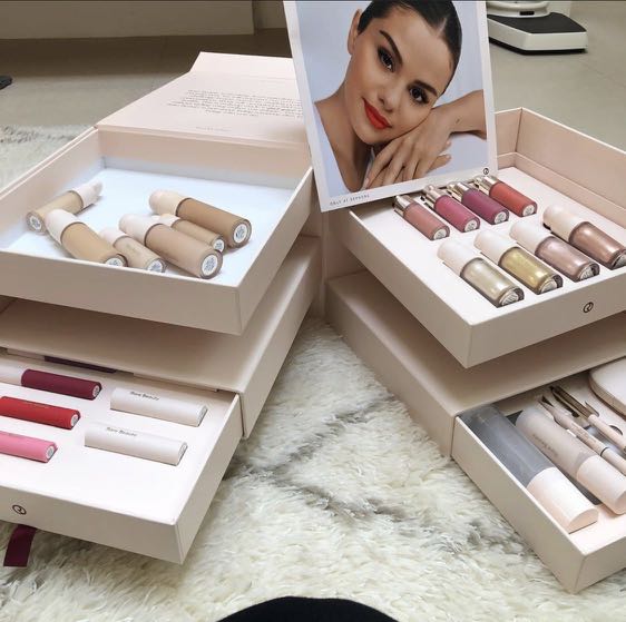 Why Lipstick Boxes are Helpful in Building Brands?
