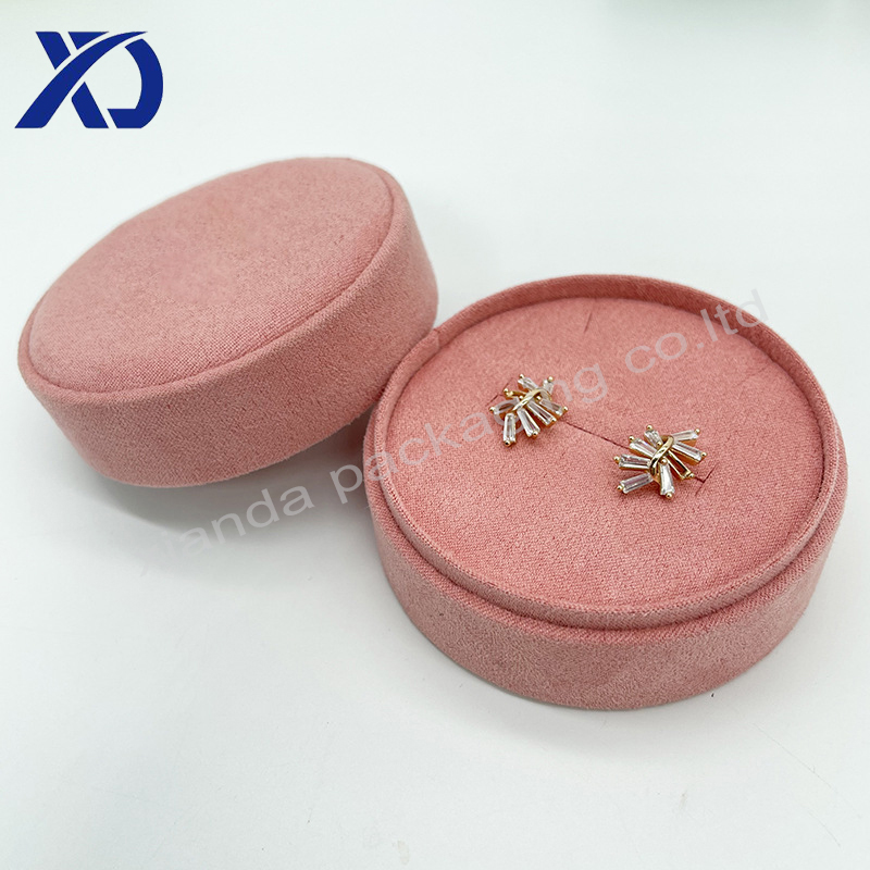 Custom Velvet Round Jewelry Boxes 