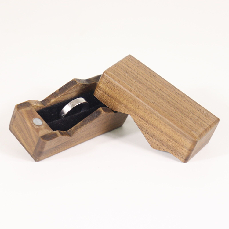 heart shape ring box (4)