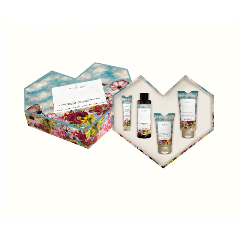 Love heart shaped gift box for skincare set