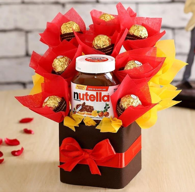 Did Van Houten Create the First Chocolate Box?