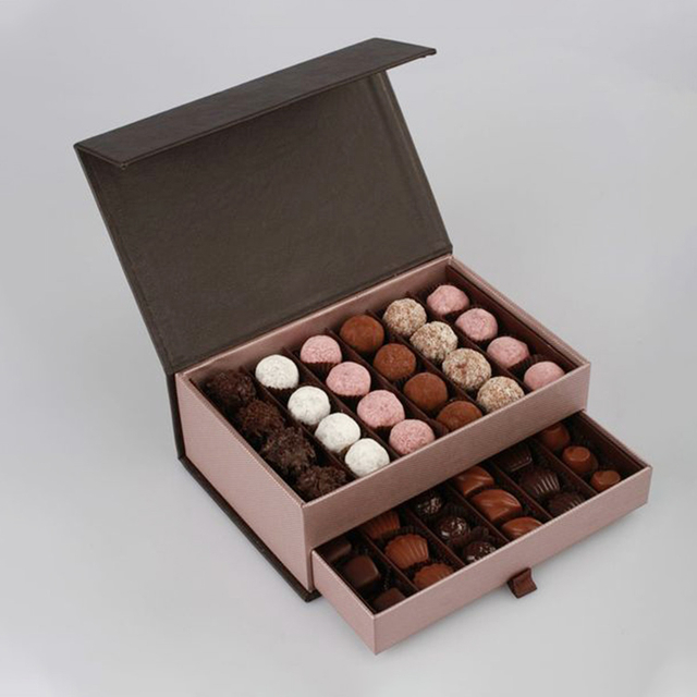 2 layer chocolate boxes with blister tray